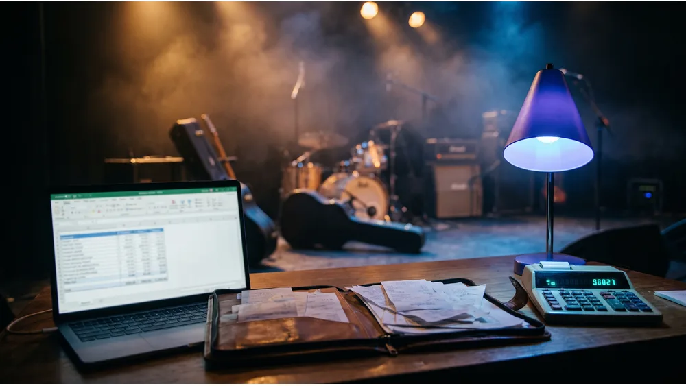 How to Manage Band Finances and Split Revenue in 2025 — illustration